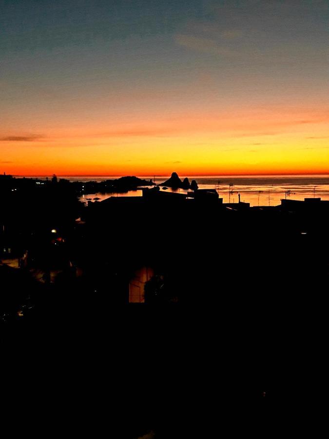 Bed & Breakfast Dietro Le Mura Aci Castello Eksteriør billede